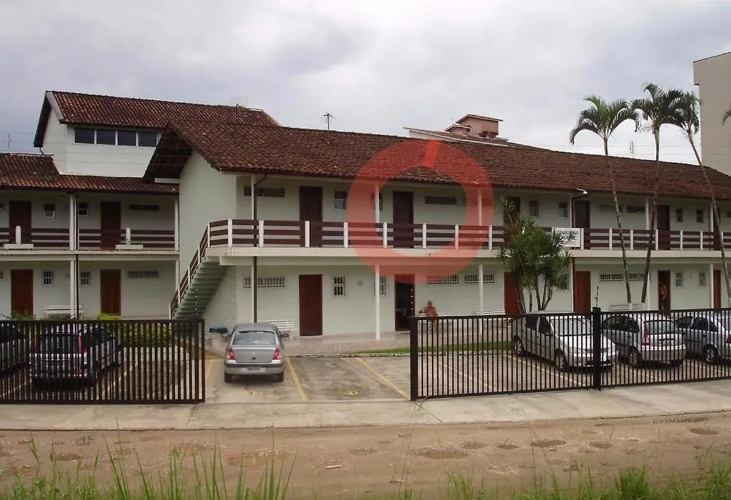 Chale Vilalba - Ubatuba-1